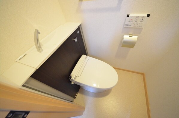 カドリフォリエの物件内観写真